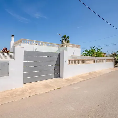 Holiday home Gorgeous In With House A Mountain View