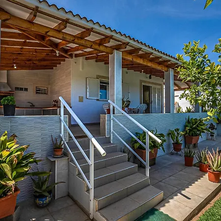 Gorgeous In With House A Mountain View Holiday home